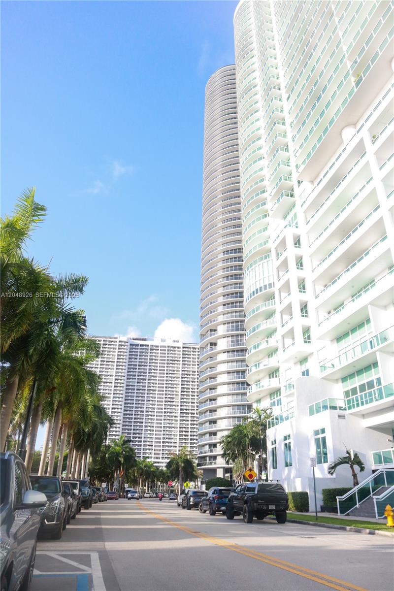 1750 N Bayshore Drive