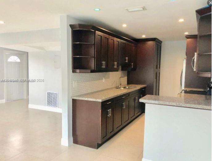 43 NE 12th Avenue