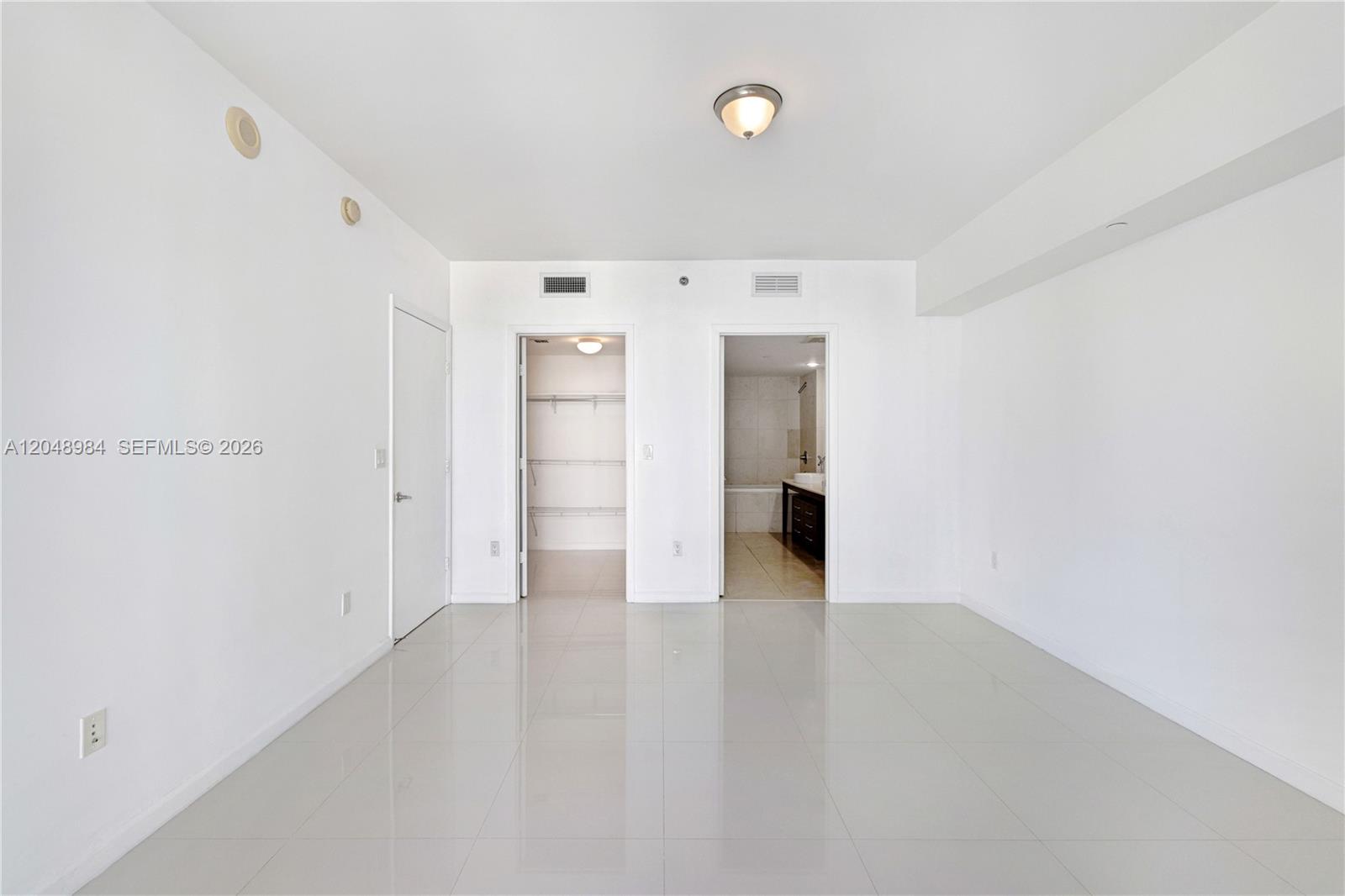 465 Brickell Avenue gallery image #10