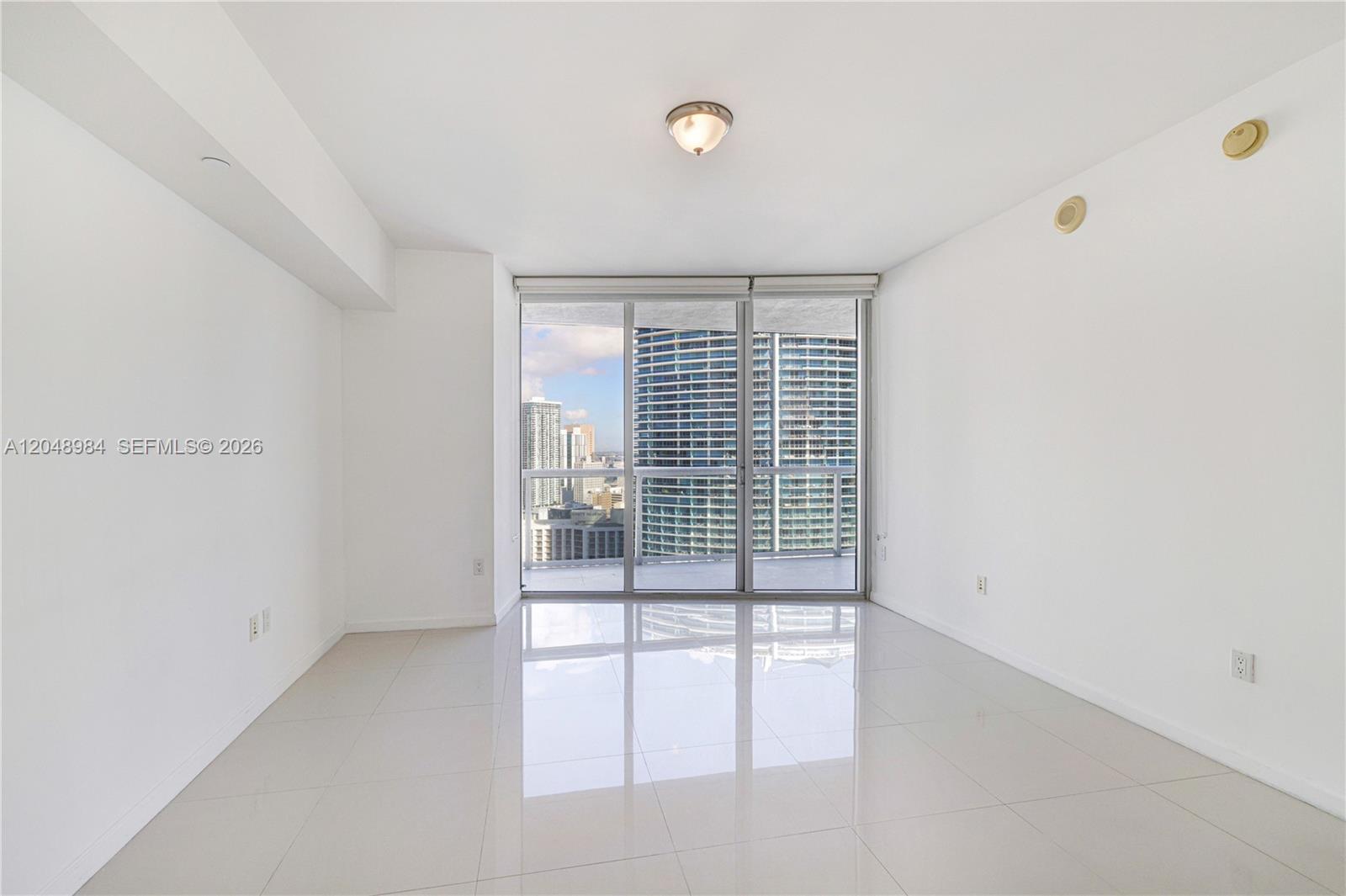 465 Brickell Avenue gallery image #11