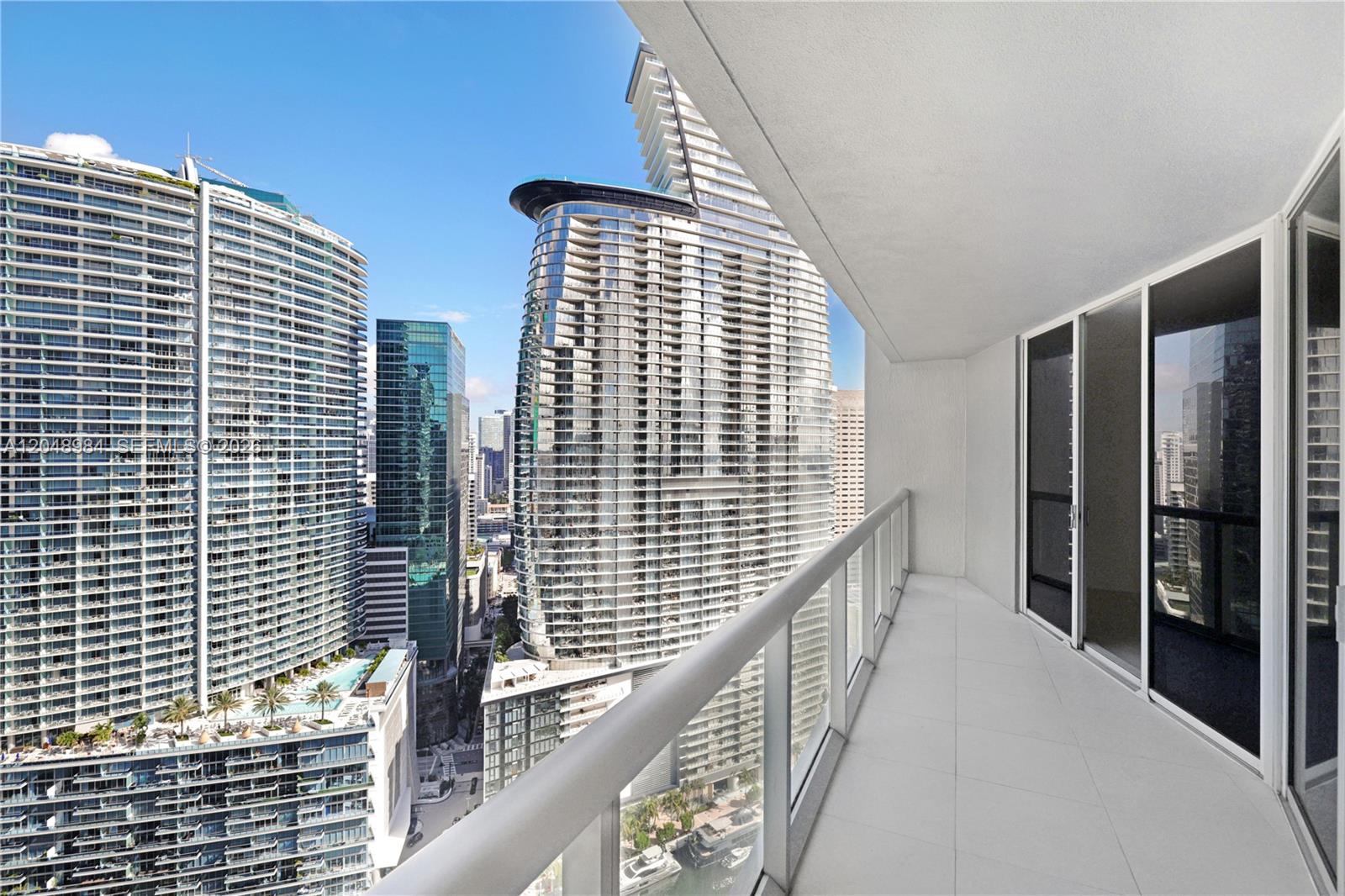 465 Brickell Avenue gallery image #15