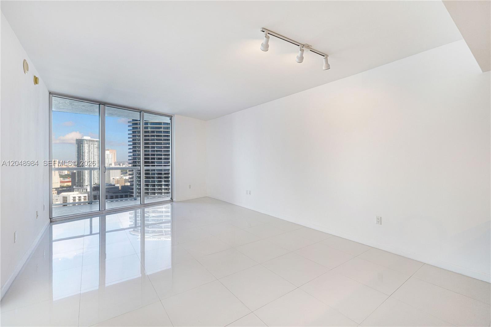 465 Brickell Avenue gallery image #7