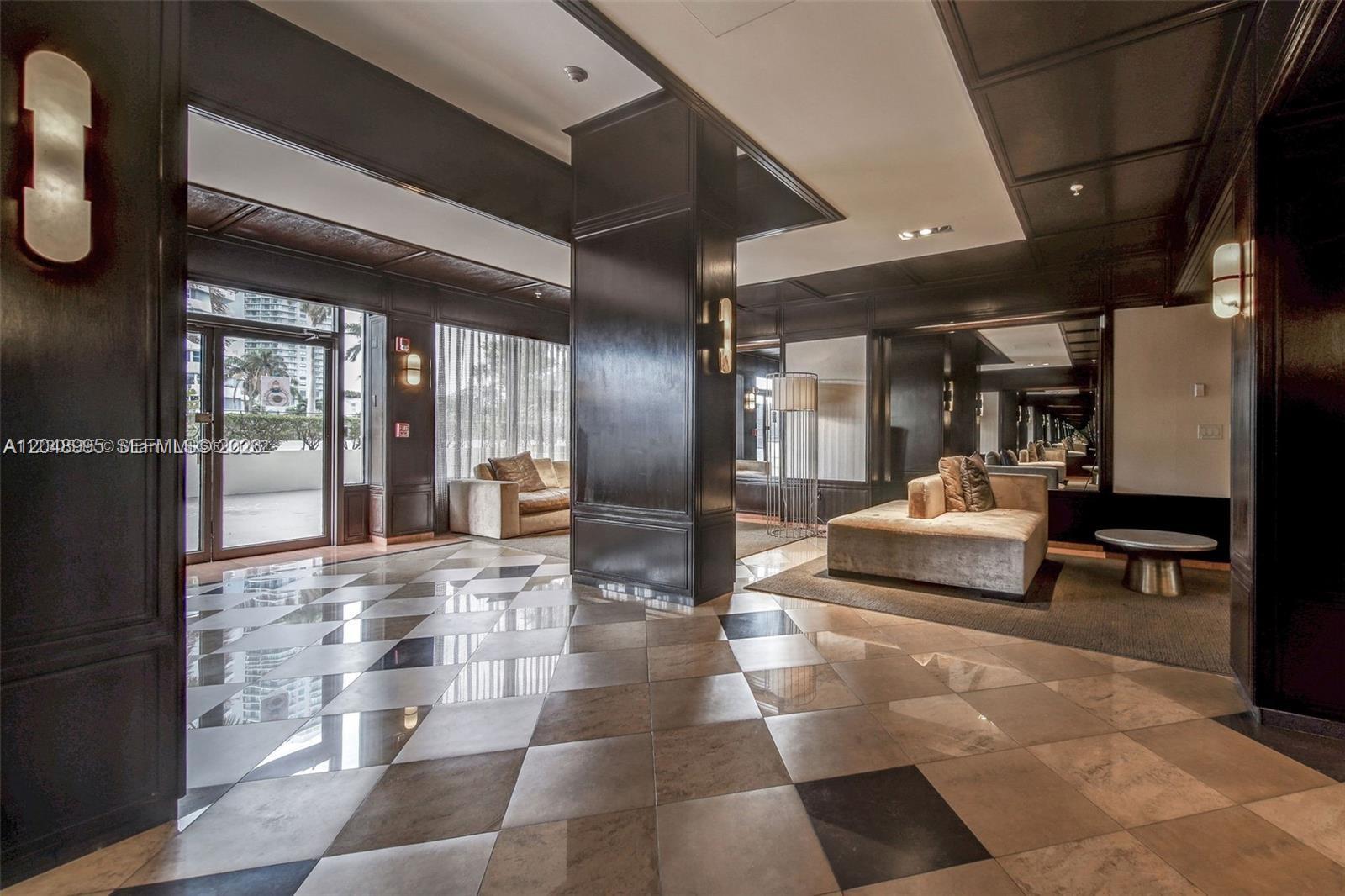 600 NE 36th Street