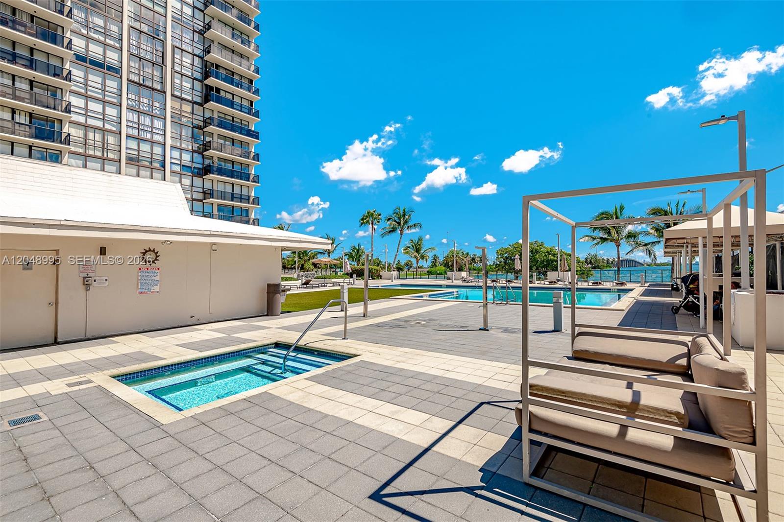 600 NE 36th Street