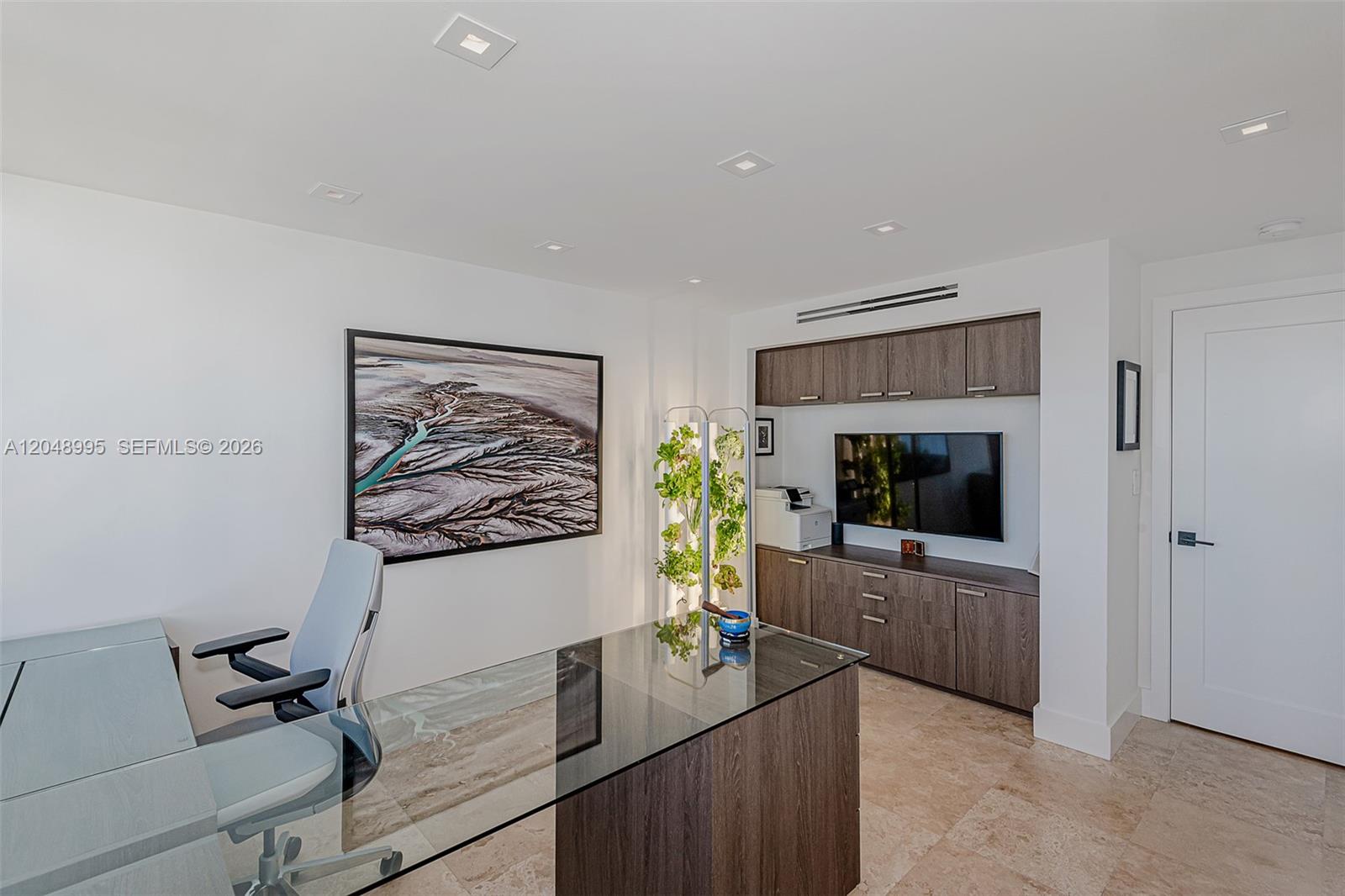 600 NE 36th Street