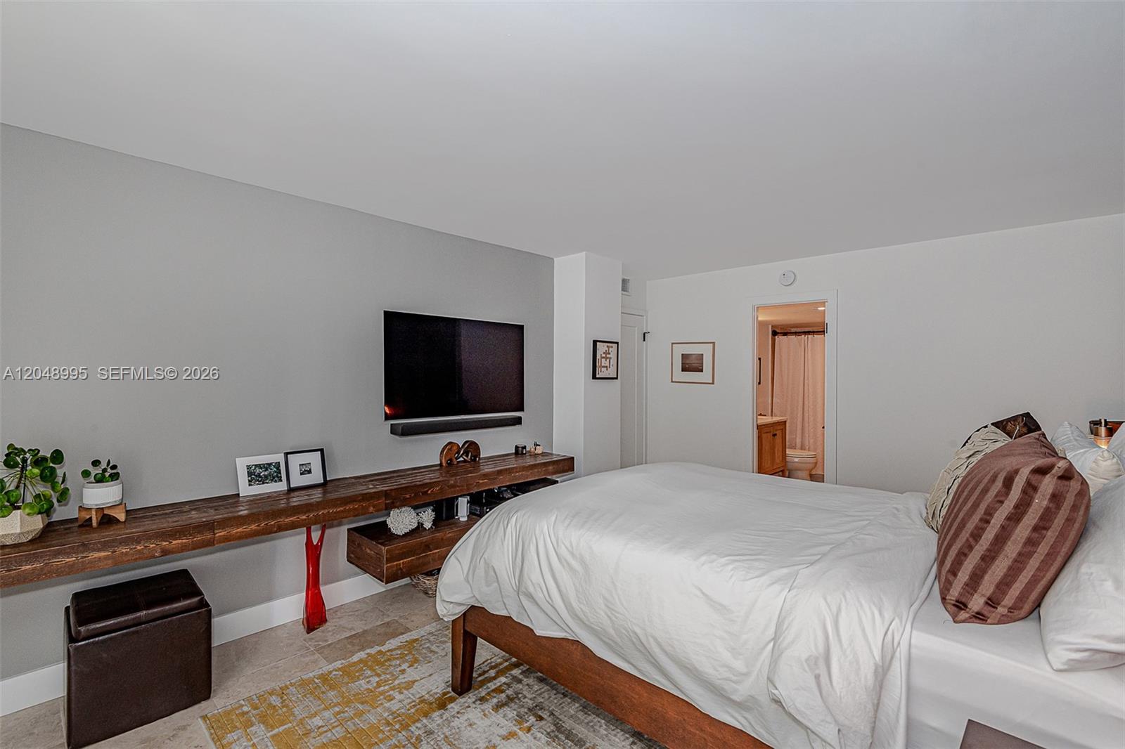 600 NE 36th Street