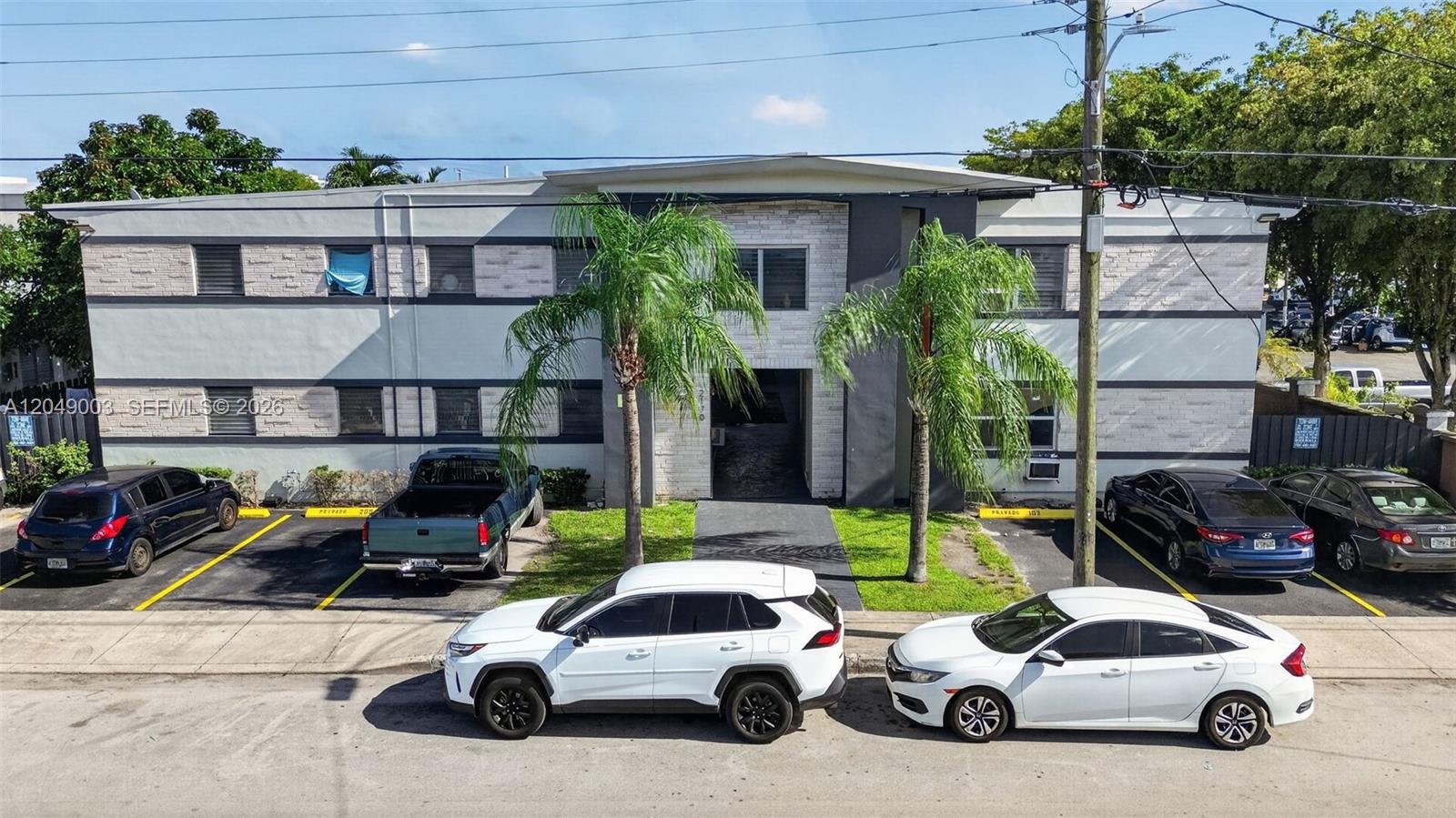 2170 NW Flagler Terrace