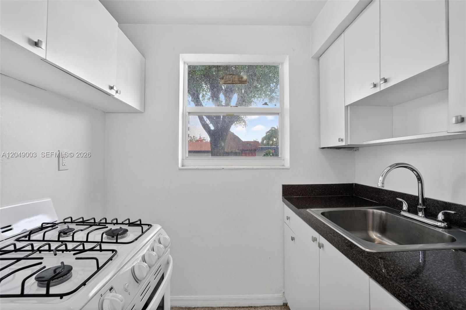 2170 NW Flagler Terrace
