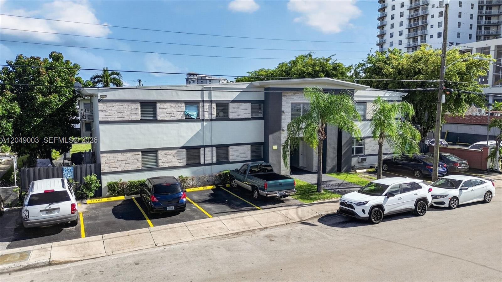 2170 NW Flagler Terrace