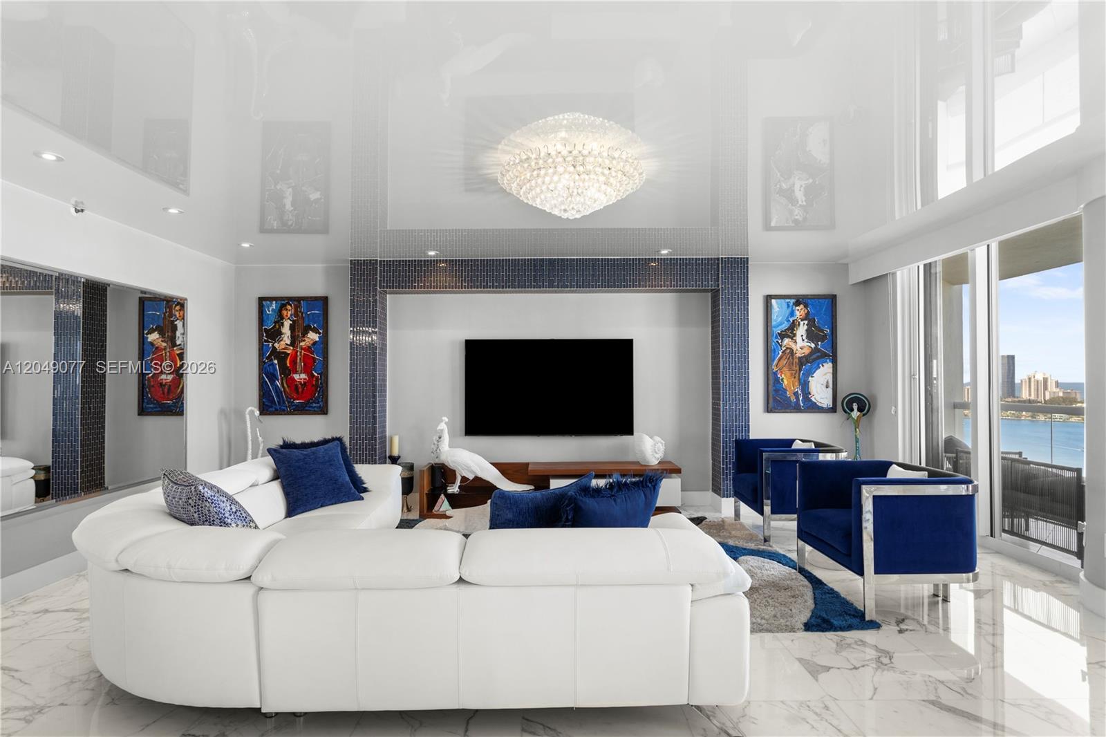 2600 Island Boulevard