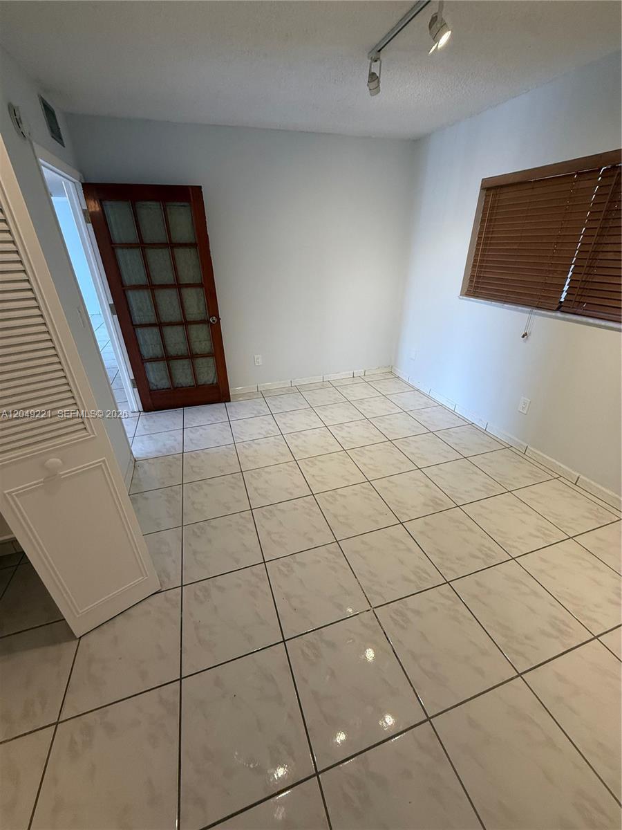 8625 NW 8th Street