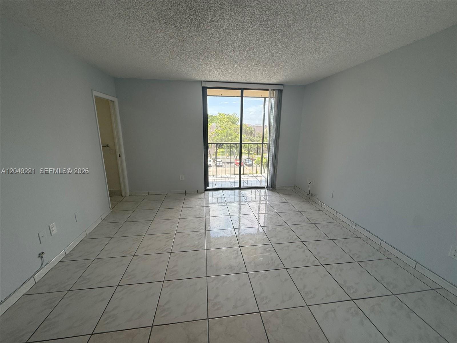 8625 NW 8th Street