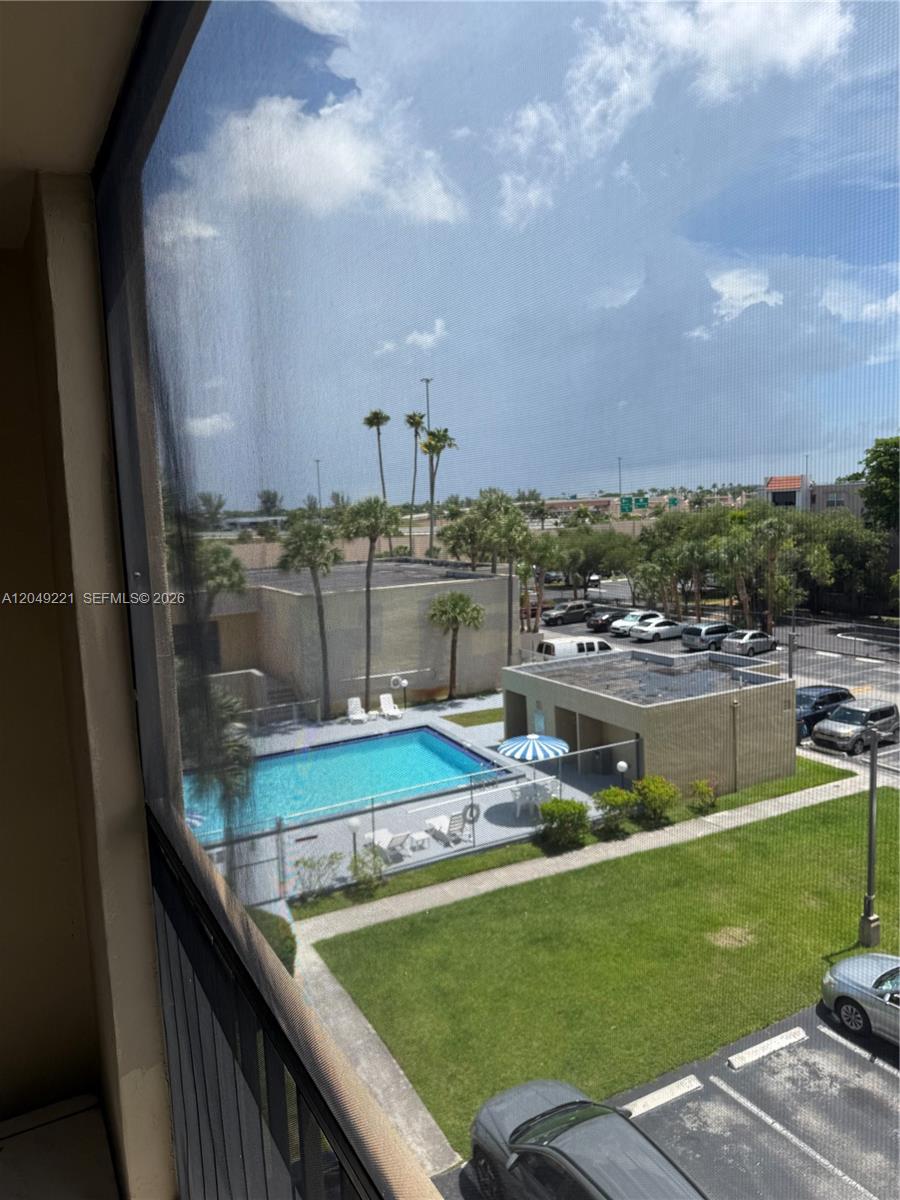 8625 NW 8th Street