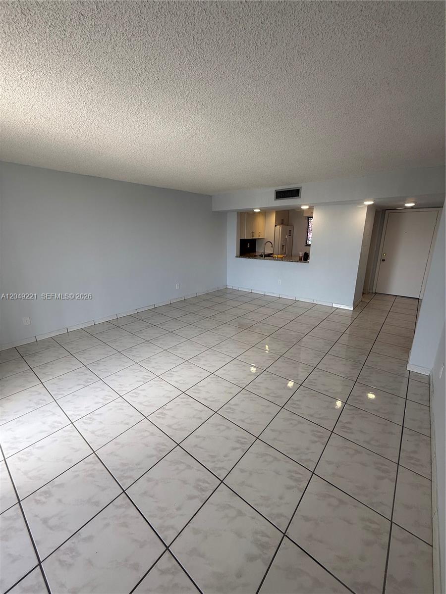 8625 NW 8th Street