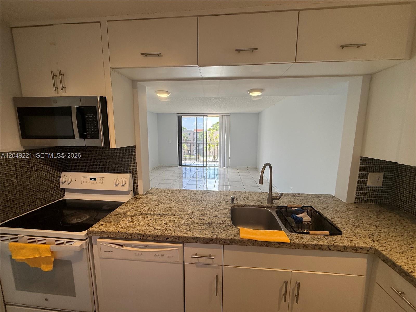 8625 NW 8th Street