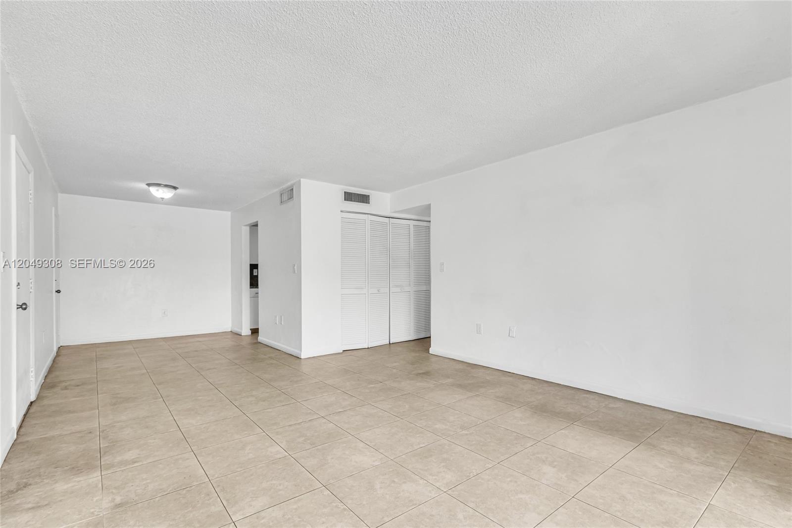 7201 Miami Lakes Drive