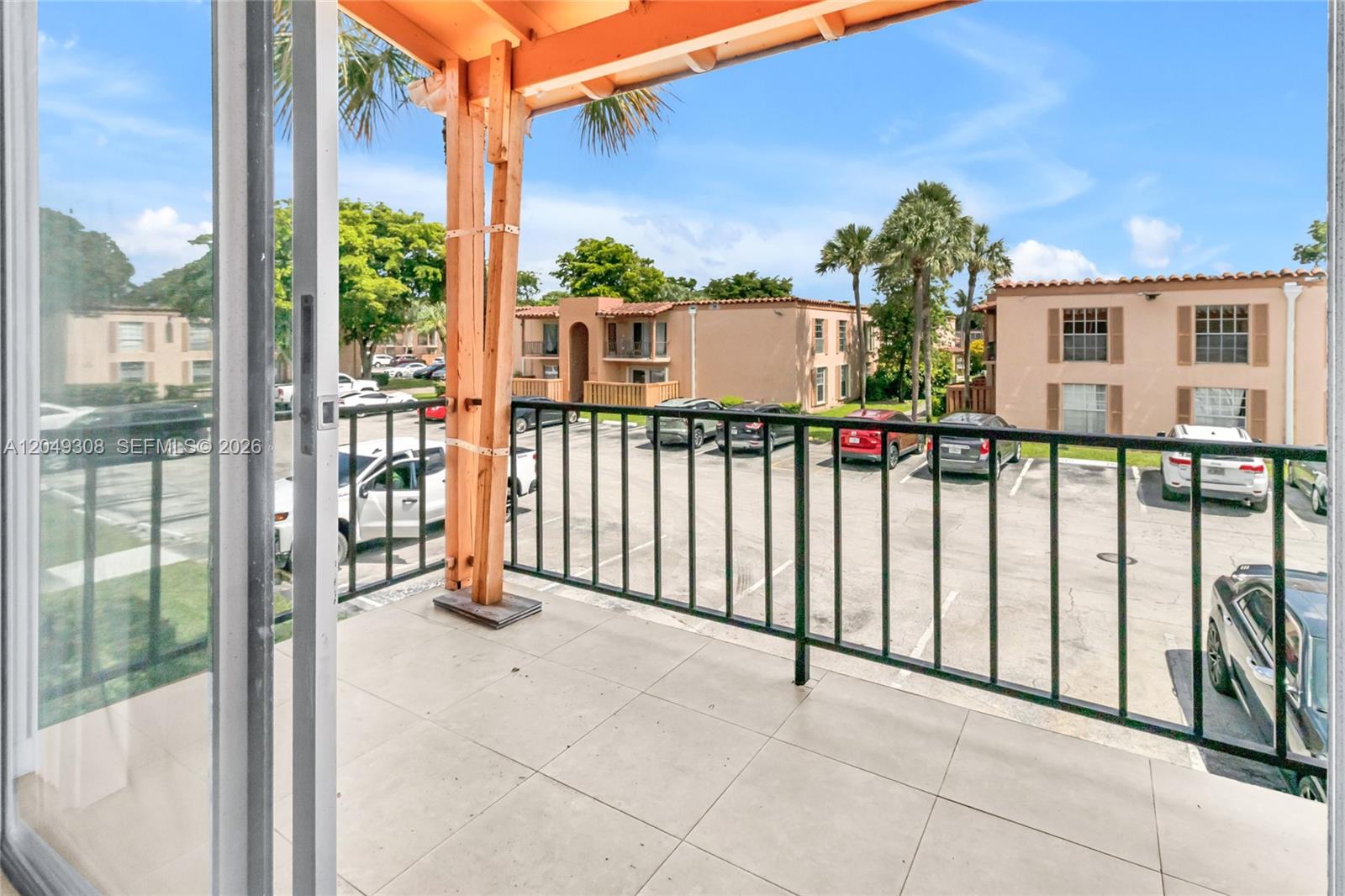 7201 Miami Lakes Drive