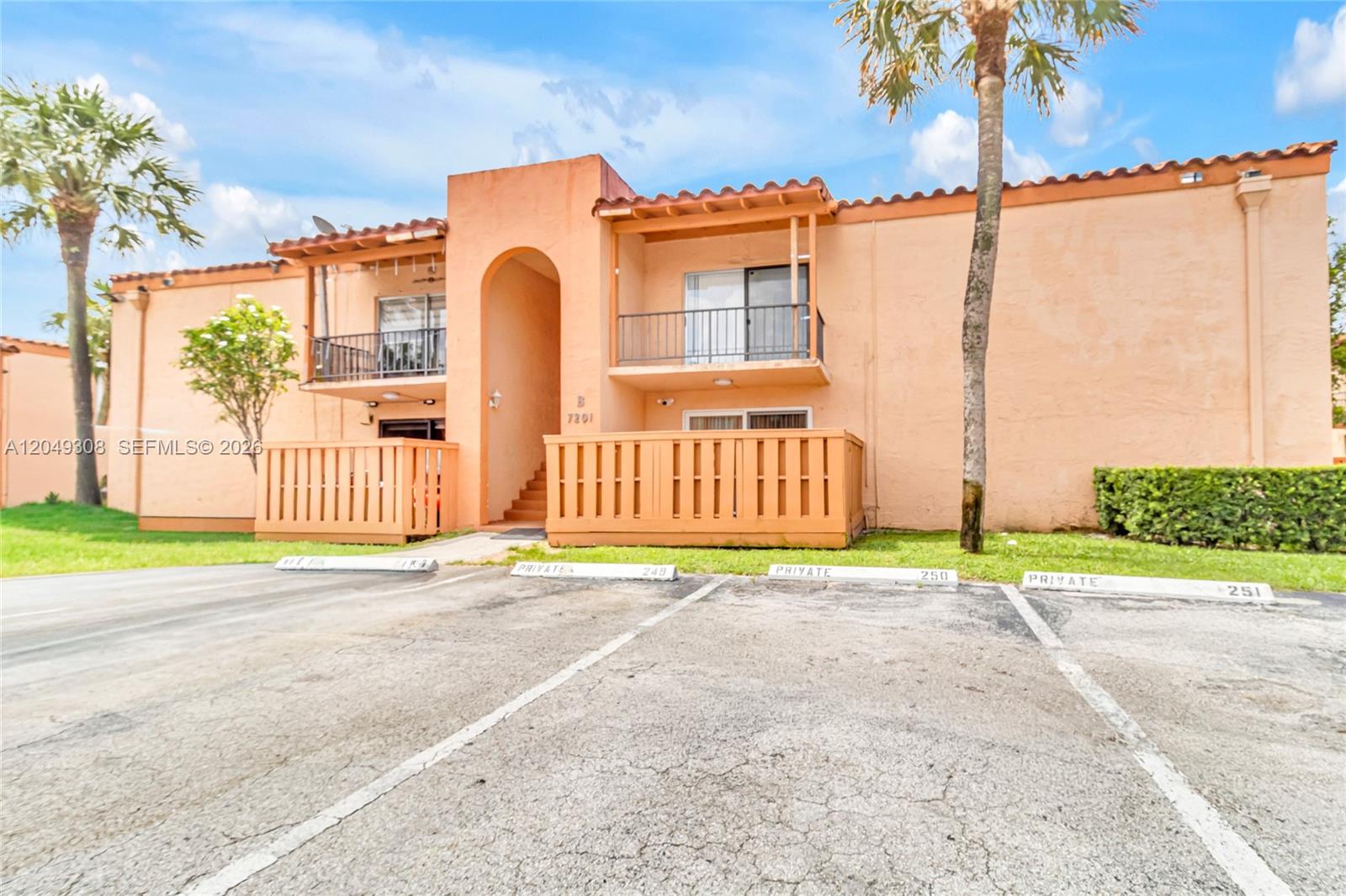 7201 Miami Lakes Drive
