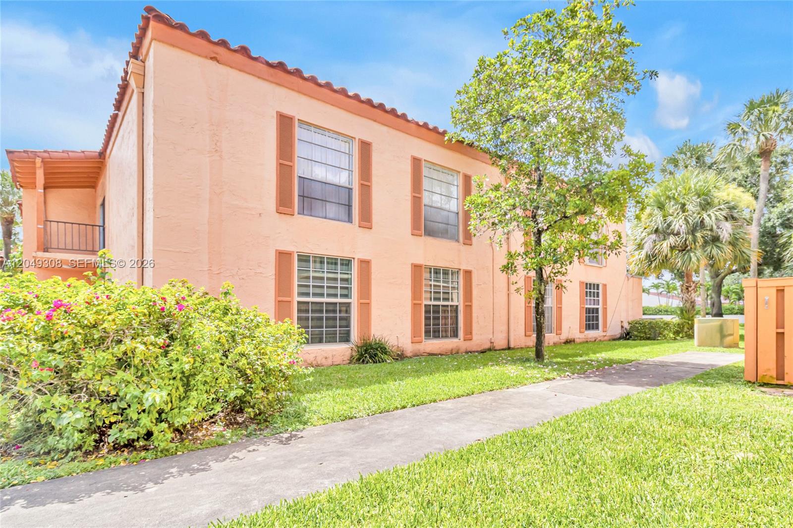 7201 Miami Lakes Drive