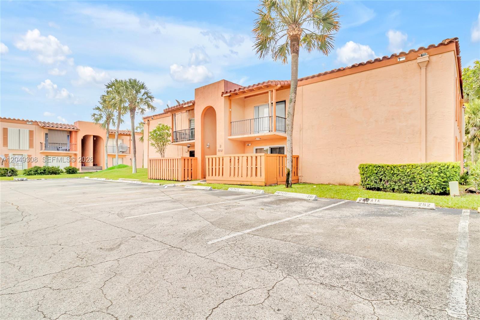 7201 Miami Lakes Drive
