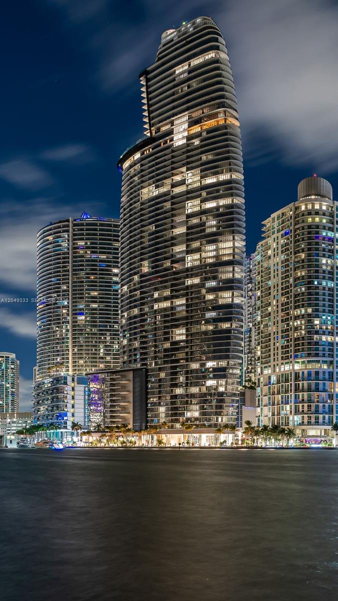 300 Biscayne Boulevard Way