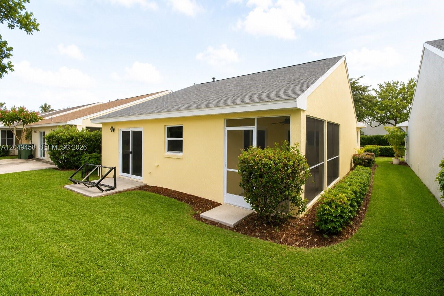 687 SE 22nd Drive