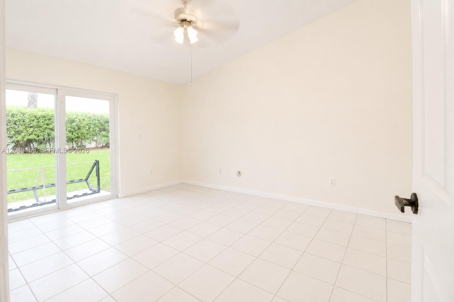 687 SE 22nd Drive