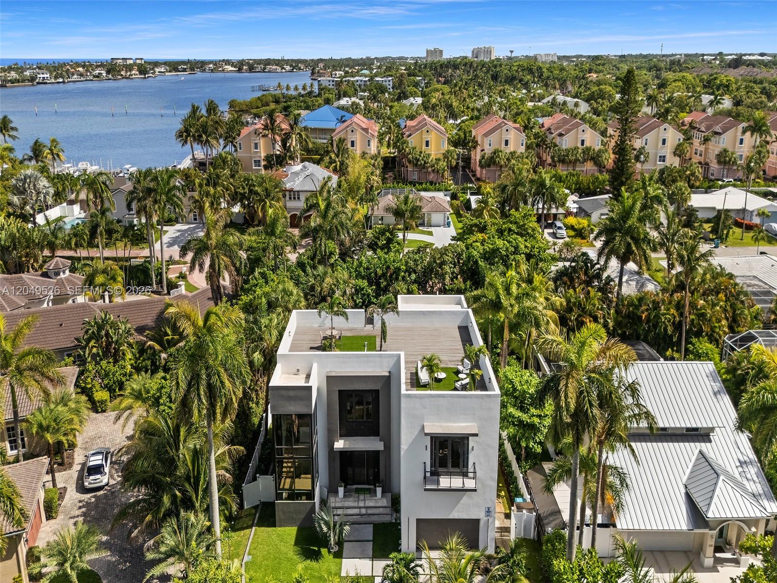 638 Lakeside Harbor