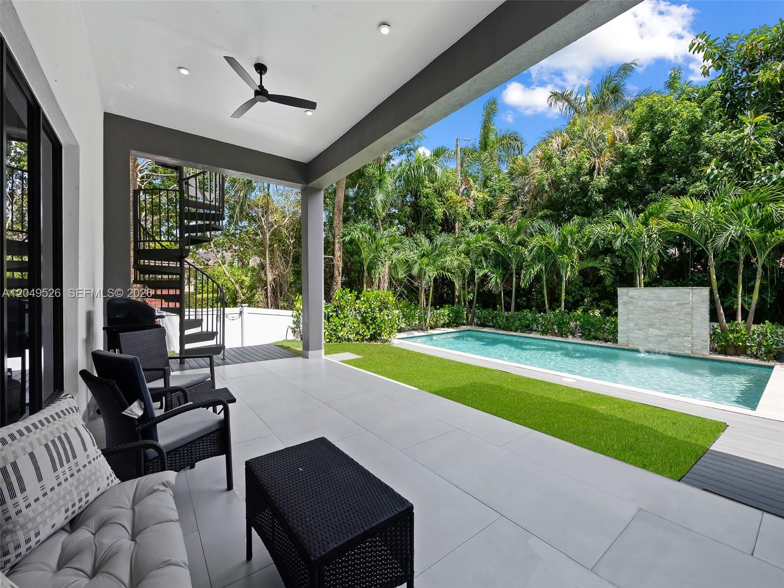 638 Lakeside Harbor