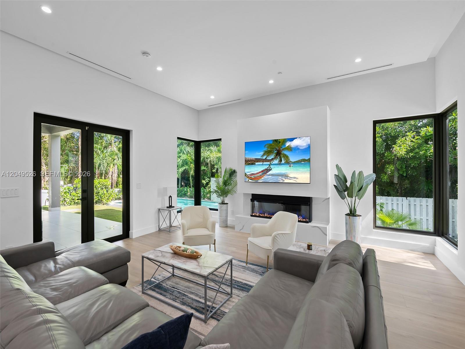 638 Lakeside Harbor