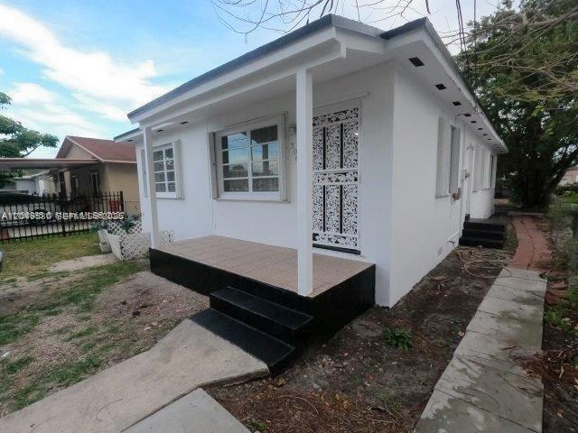 3062 NW 60th Street