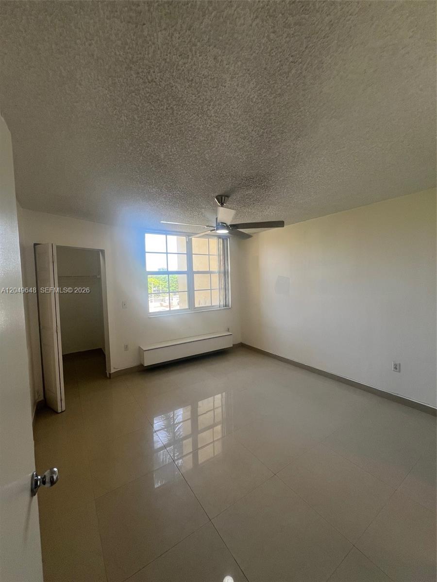 19601 E Country Club Drive