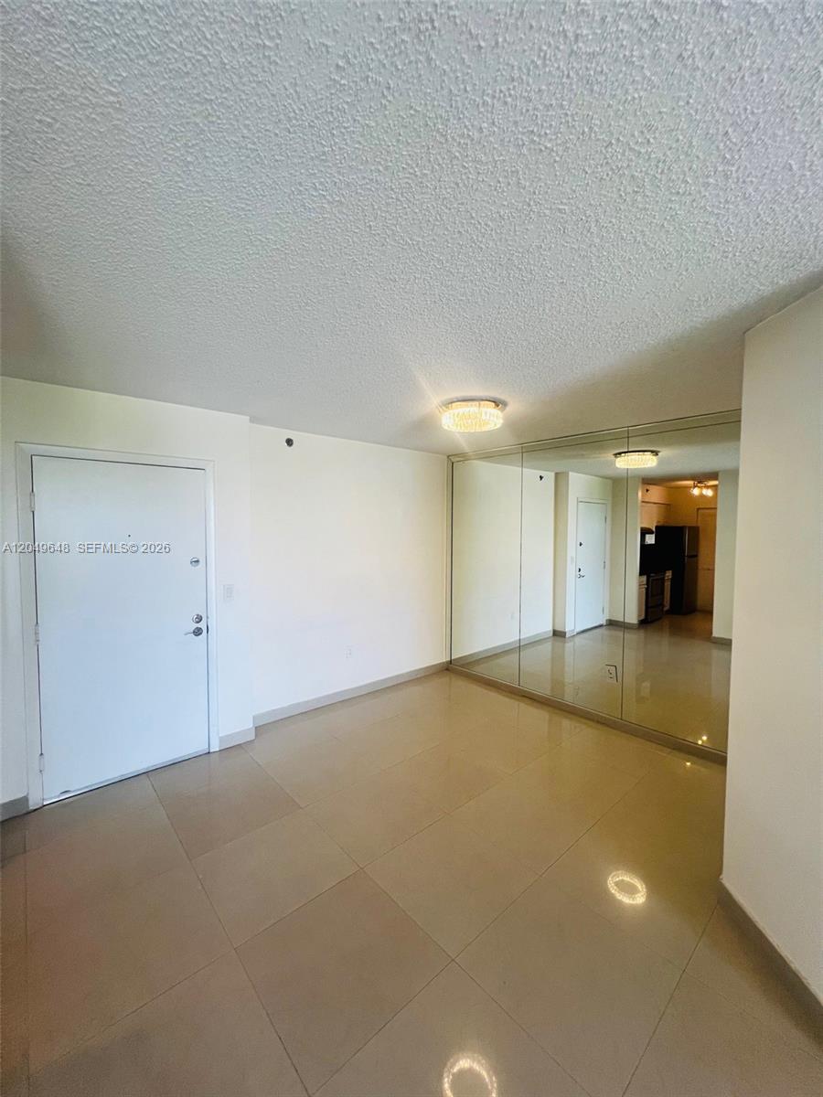 19601 E Country Club Drive