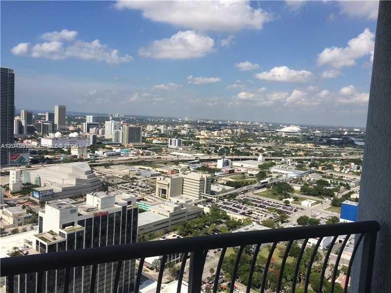 1750 N Bayshore Drive