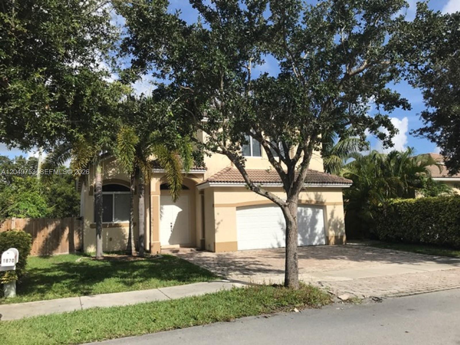 1870 SE 18th Terrace