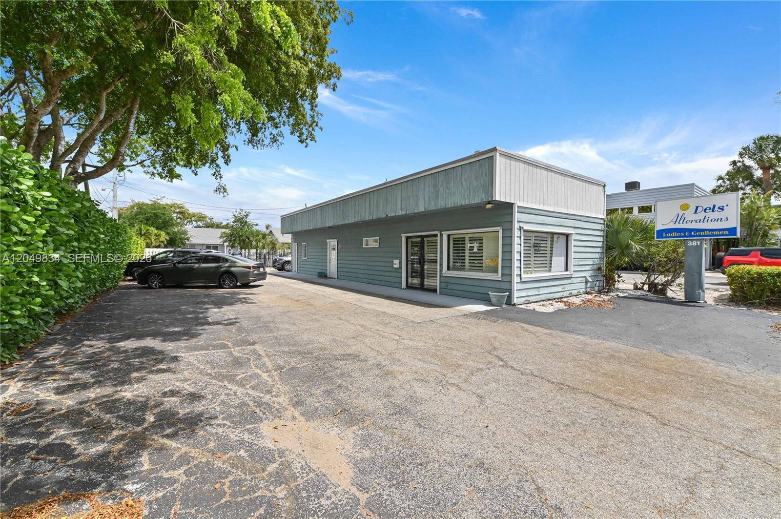 355 NE 5th Avenue
