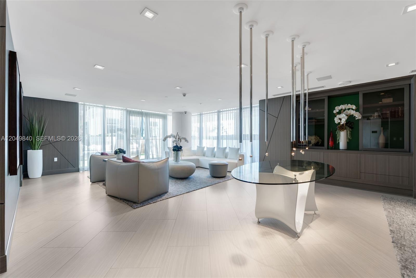 300 Sunny Isles Boulevard