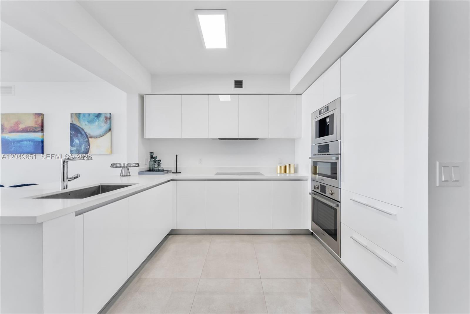 300 Sunny Isles Boulevard