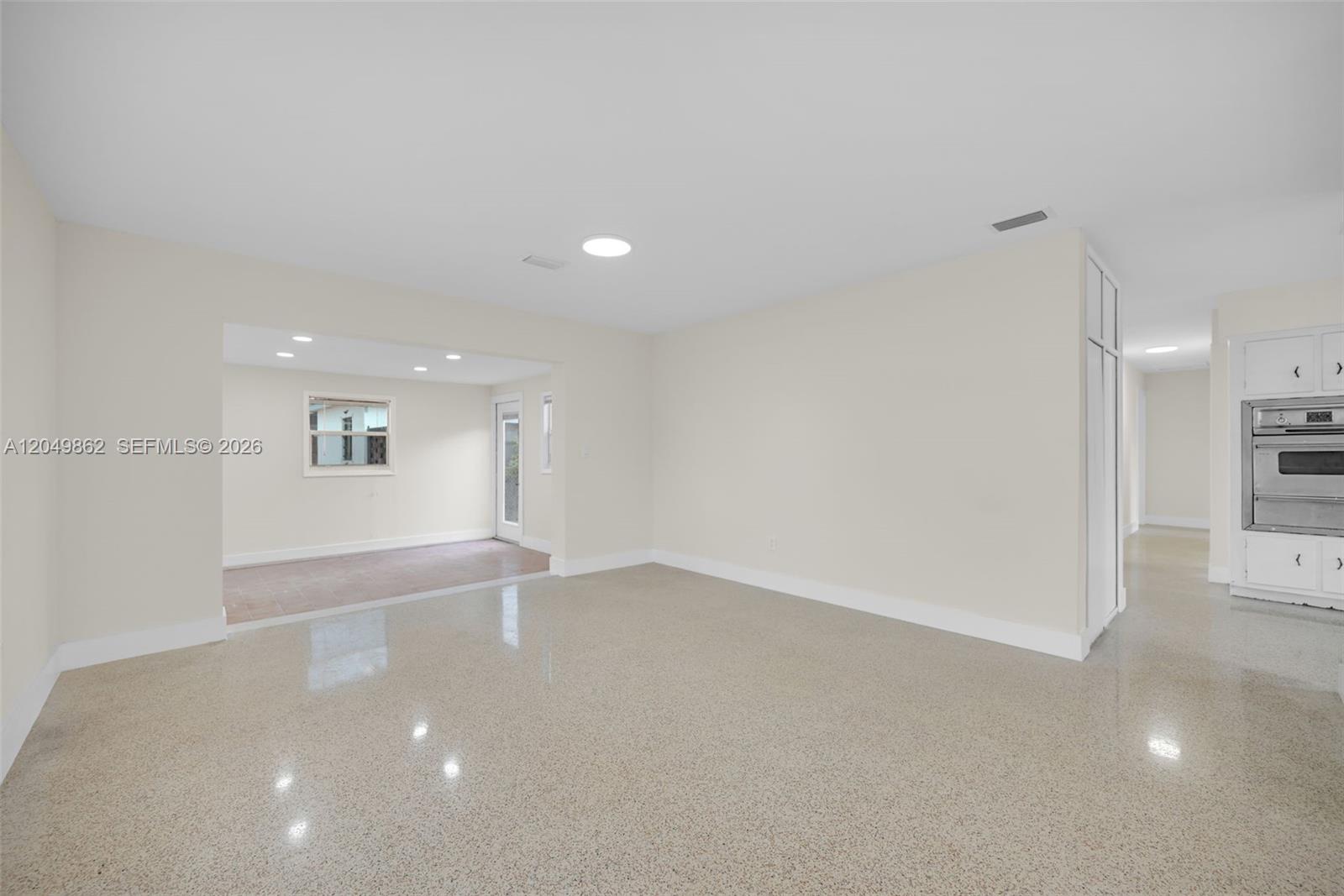 1380 W 60th Terrace