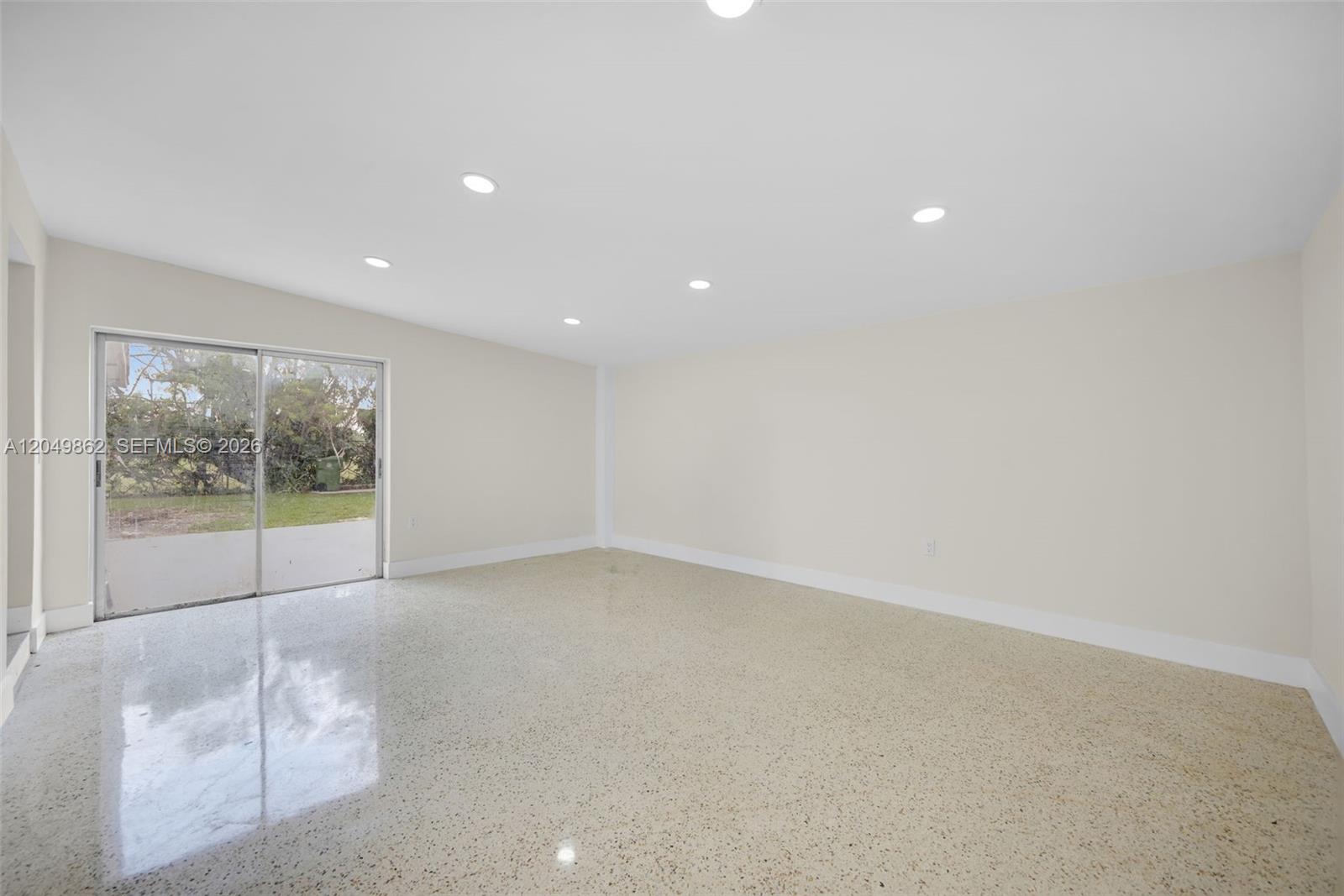 1380 W 60th Terrace