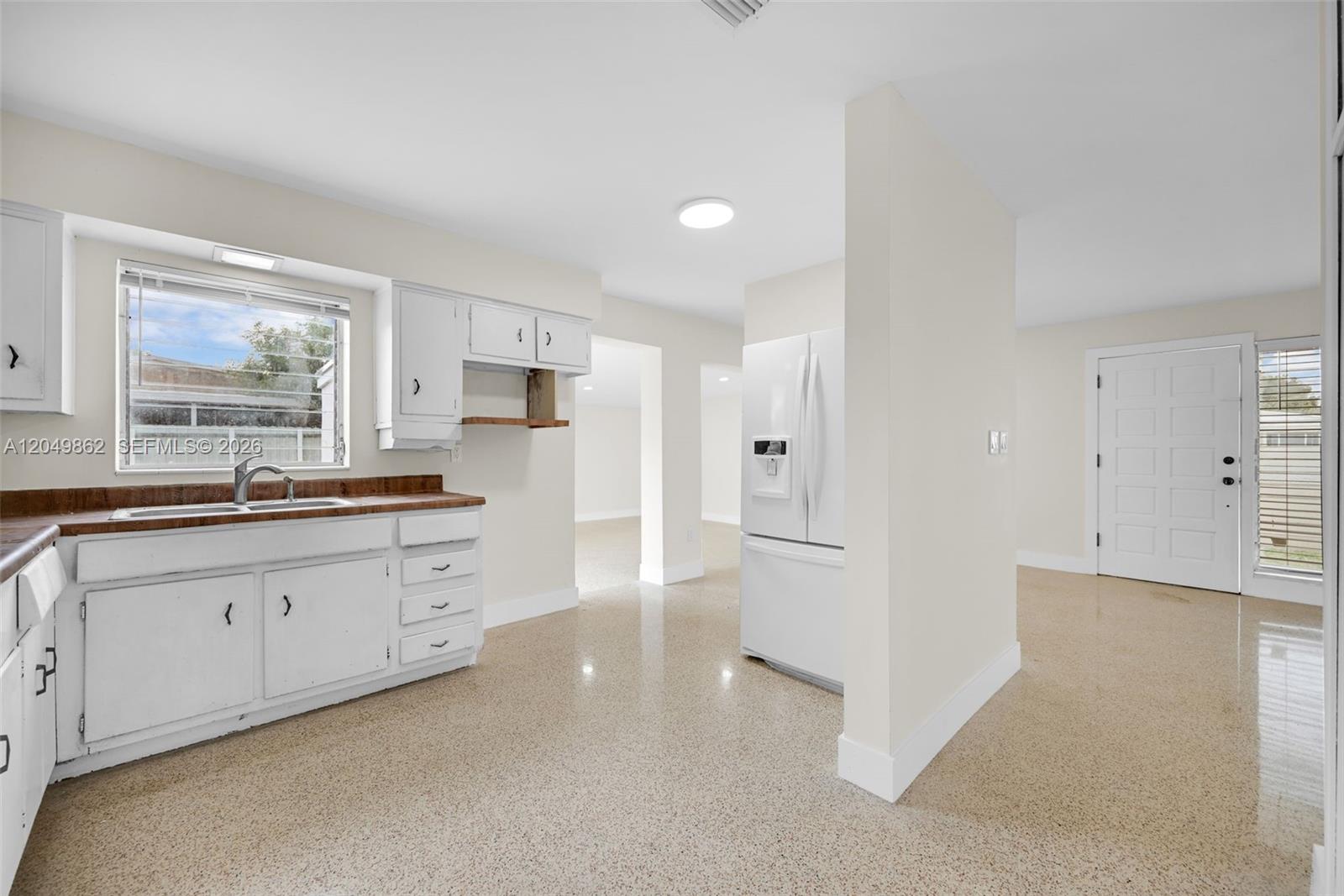 1380 W 60th Terrace