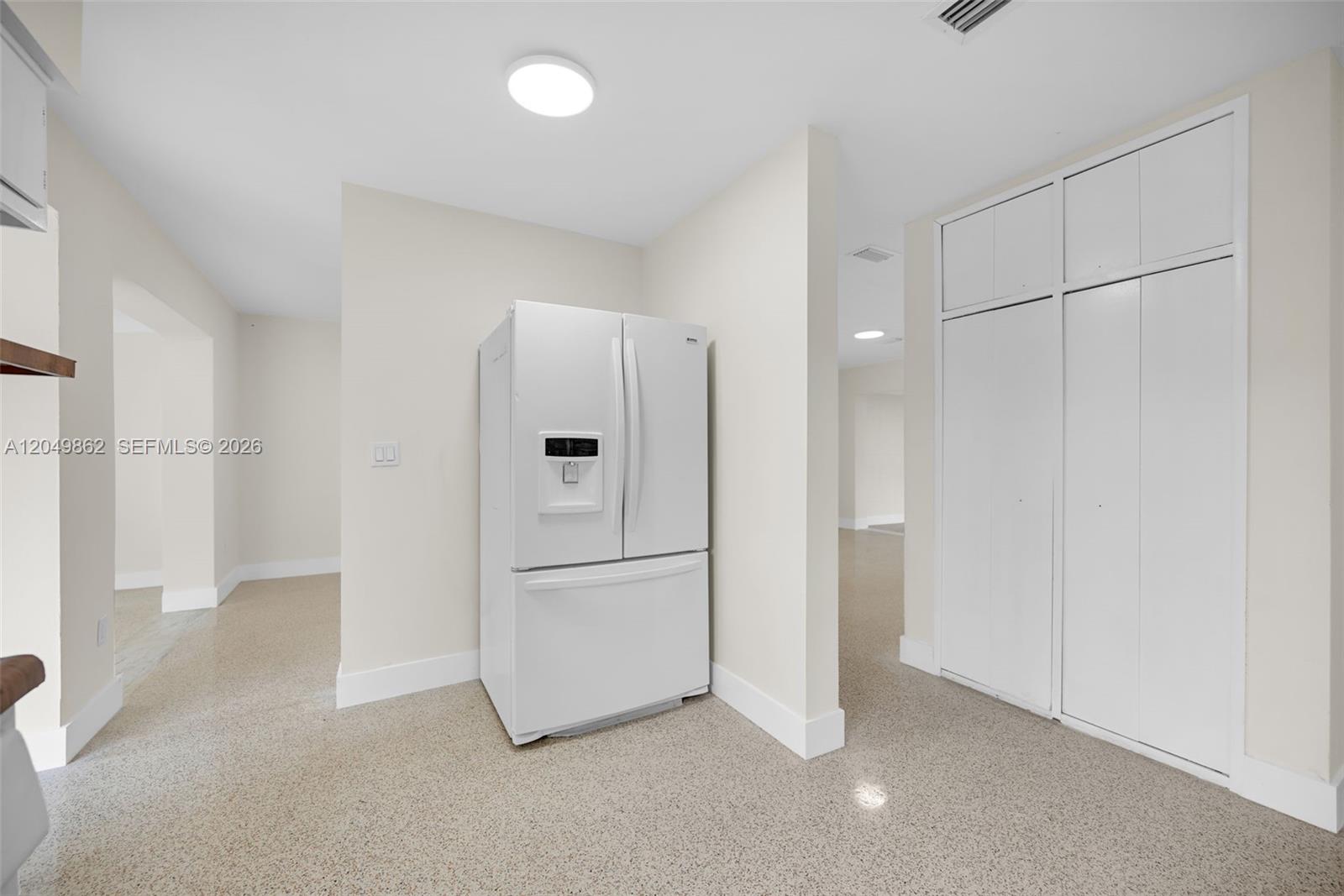 1380 W 60th Terrace