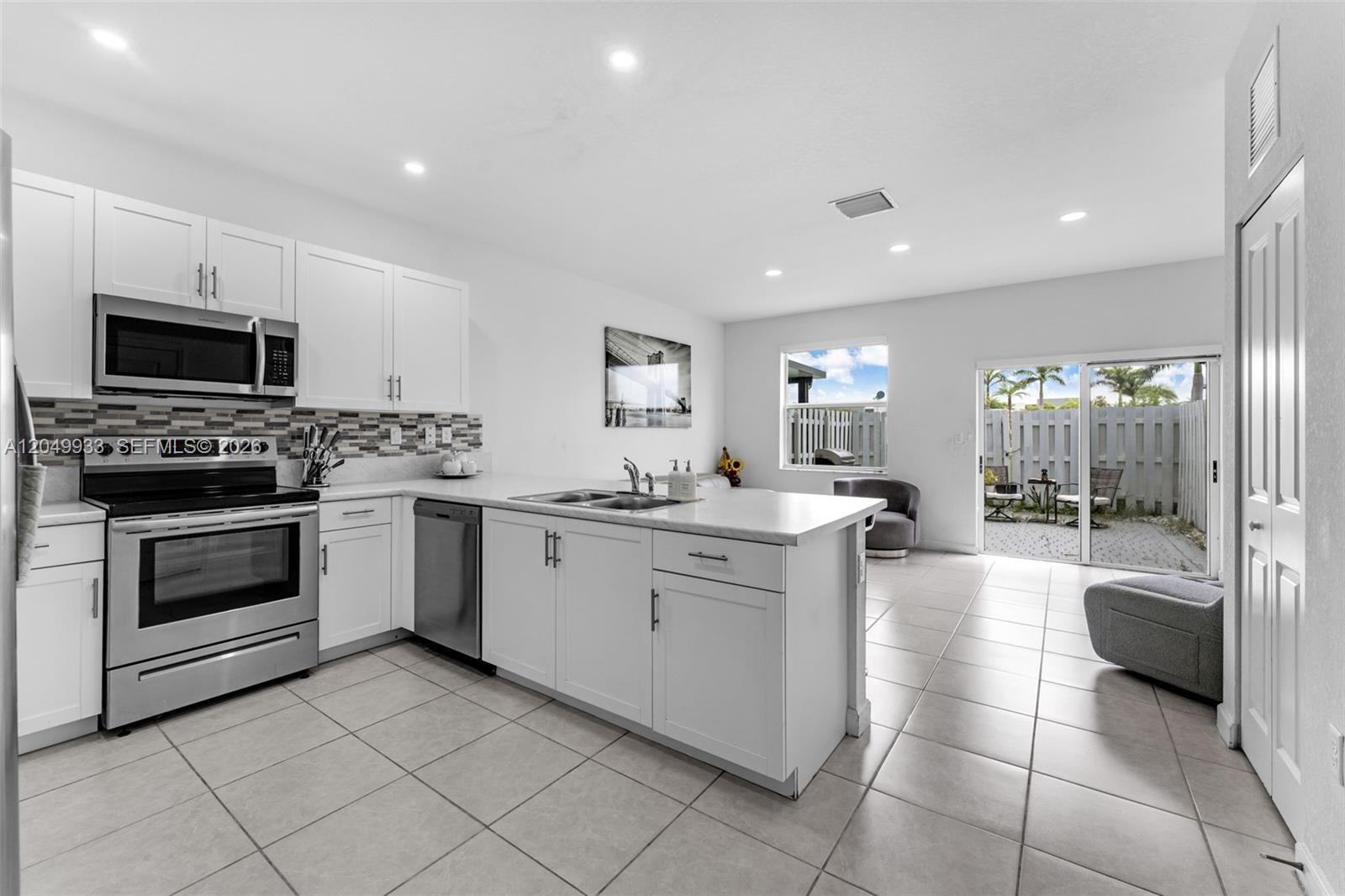 1461 SE 26th Road