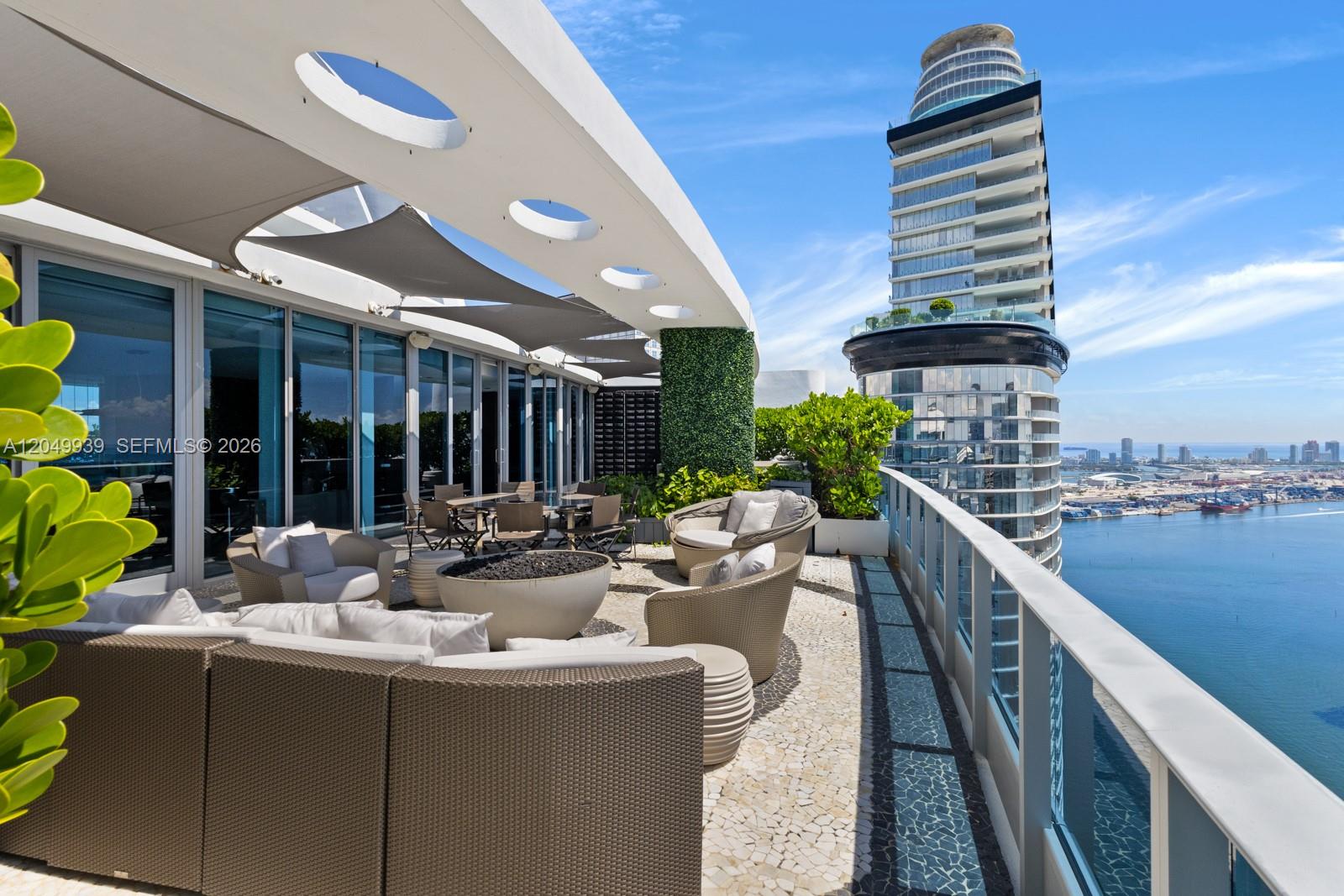 200 Biscayne Boulevard Way