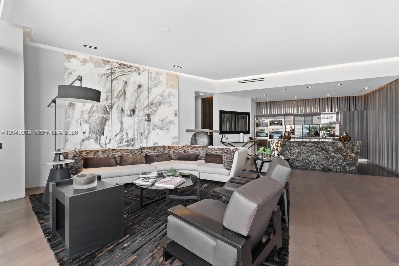 200 Biscayne Boulevard Way