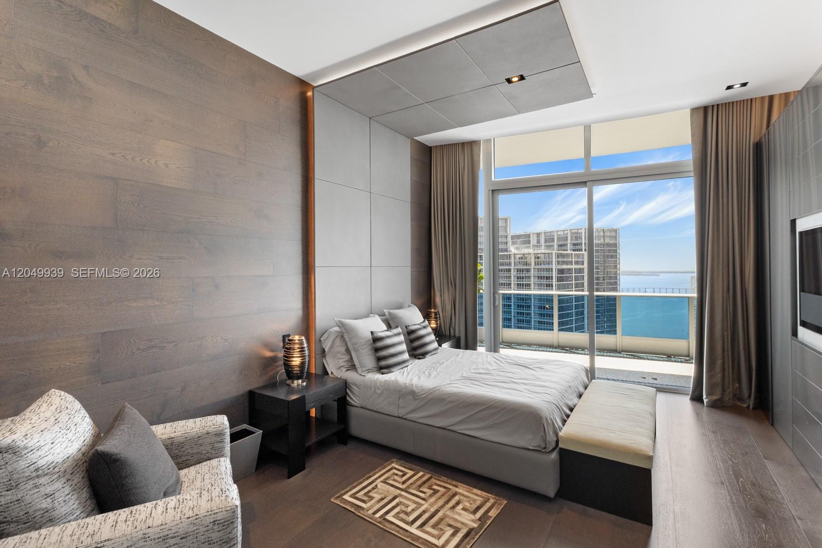 200 Biscayne Boulevard Way