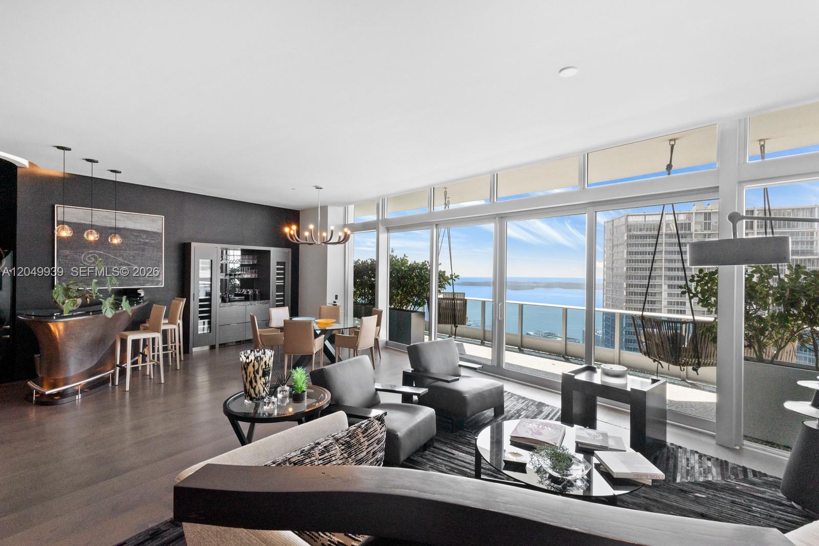 200 Biscayne Boulevard Way