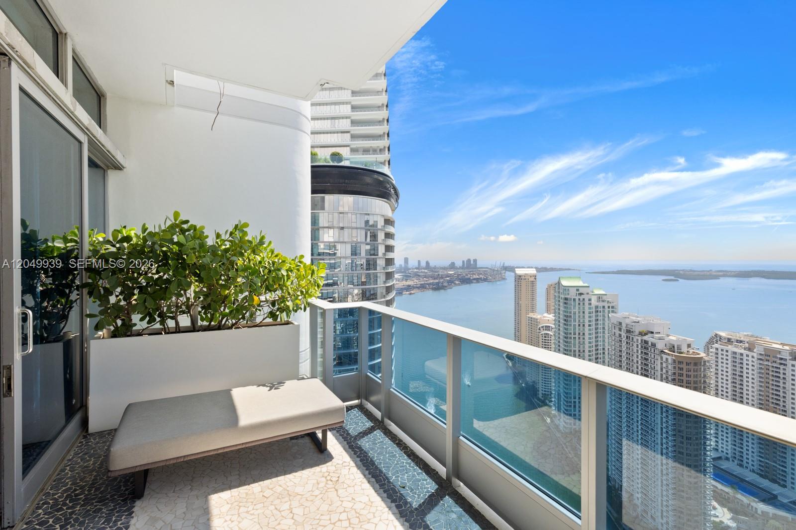 200 Biscayne Boulevard Way