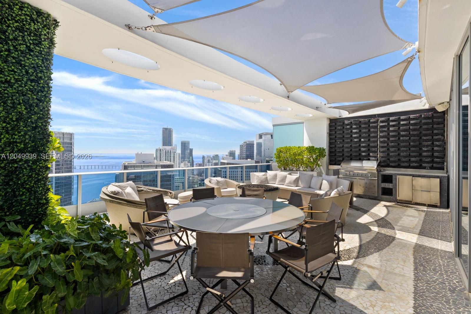 200 Biscayne Boulevard Way