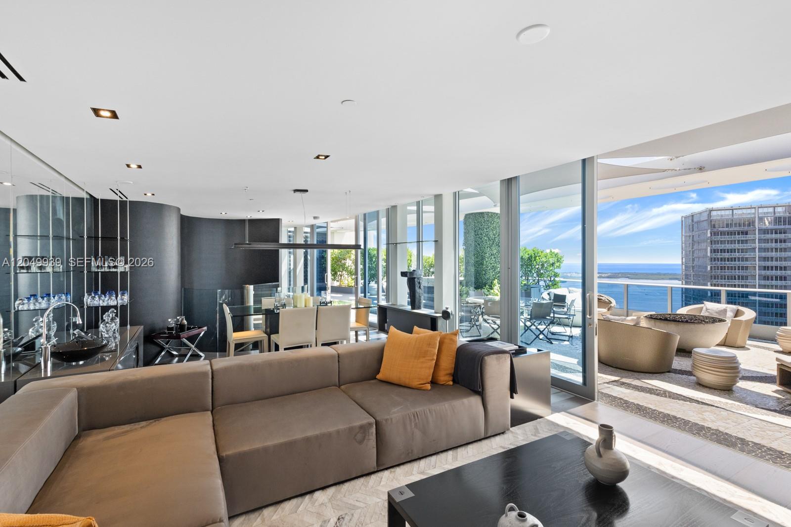 200 Biscayne Boulevard Way
